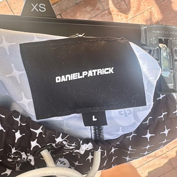 Daniel Patrick Men's Large Board Shorts Swimming Black New Designer - Picture 6 of 6